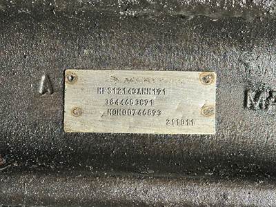 Meritor MFS-12 Front Axle Assembly for a International Durastar (4400)