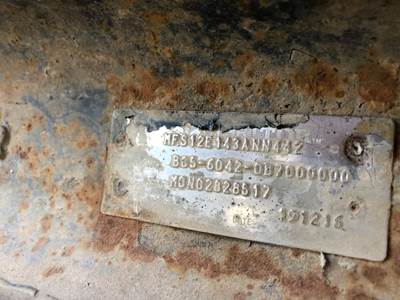 Meritor MFS-12E Front Axle Assembly for a Peterbilt 579