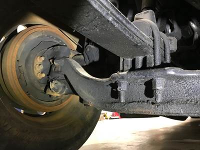 Meritor MFS-12E Front Axle Assembly for a Peterbilt 579