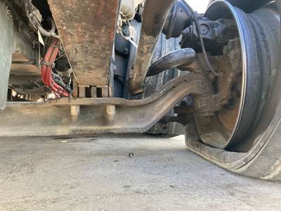 Meritor MFS-12E Front Axle Assembly for a Kenworth T680