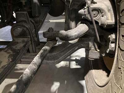 Meritor MFS-12E Front Axle Assembly for a Kenworth T680