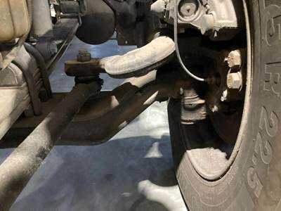 Meritor MFS-12E Front Axle Assembly for a Peterbilt 579