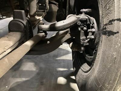 Meritor MFS-12E Front Axle Assembly for a Peterbilt 579