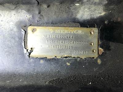 Meritor MFS-12E Front Axle Assembly for a Kenworth T680