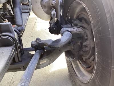 Meritor MFS-12E Front Axle Assembly for a Peterbilt 579