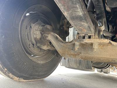 Meritor MFS-12E Front Axle Assembly for a Kenworth T680