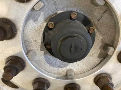 Meritor MFS-12E Front Axle Assembly for a Kenworth T680