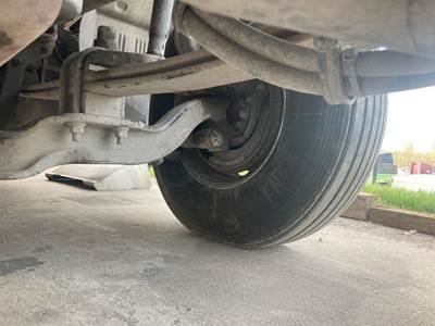 Meritor MFS-13 Front Axle Assembly for a Mack An (AnTHEM)