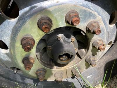 Meritor MFS-13 Front Axle Assembly for a Kenworth T680