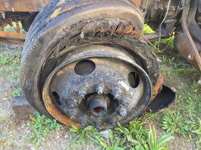 Meritor MFS-13 Front Axle Assembly for a Mack An (AnTHEM)