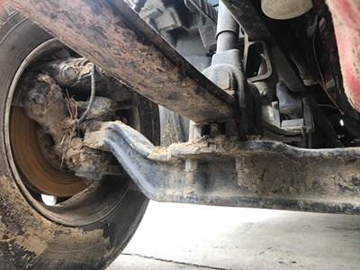 Meritor MFS-13 Front Axle Assembly for a Kenworth T680