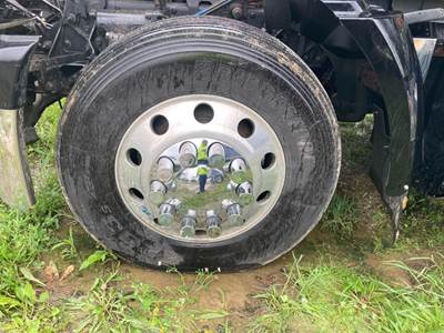 Meritor MFS-13 Front Axle Assembly for a International Lonestar