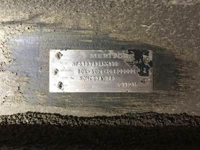 Meritor MFS-13 Front Axle Assembly for a Peterbilt 579