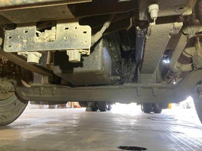 Meritor MFS-13 Front Axle Assembly for a Sterling A9522