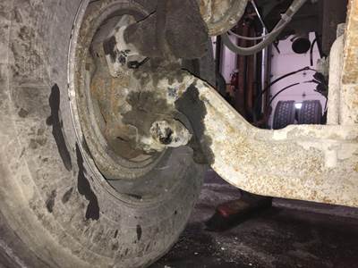 Meritor MFS-13 Front Axle Assembly for a International Prostar