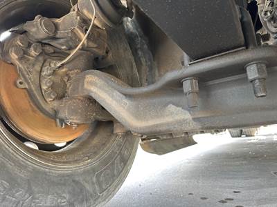 Meritor MFS-13 Front Axle Assembly for a Freightliner Cascadia