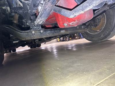 Meritor MFS-13 Front Axle Assembly for a Peterbilt 579