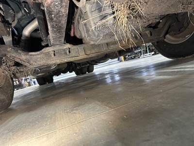 Meritor MFS-13 Front Axle Assembly for a Freightliner Cascadia