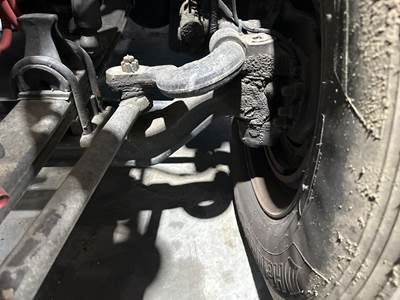 Meritor MFS-13 Front Axle Assembly for a Kenworth T680