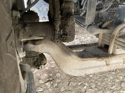 Meritor MFS-14 Front Axle Assembly for a Freightliner 122SD