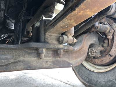 Meritor MFS-18 Front Axle Assembly for a International 7500