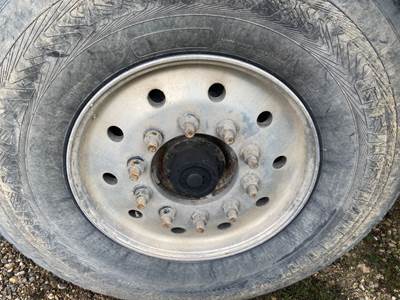 Meritor MFS-18 Front Axle Assembly for a Sterling L9513