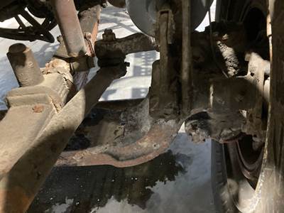 Meritor MFS-18 Front Axle Assembly for a Sterling L9513