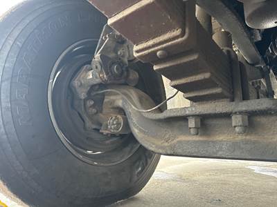 Meritor MFS-18 Front Axle Assembly for a Sterling L9513