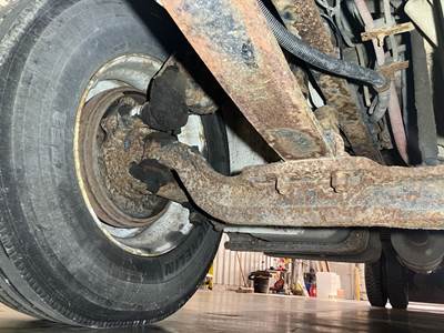 Meritor MFS-8 Front Axle Assembly for a Sterling Acterra