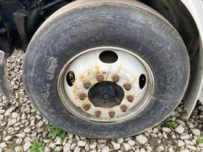 Meritor MFS-8 Front Axle Assembly for a Freightliner M2 106