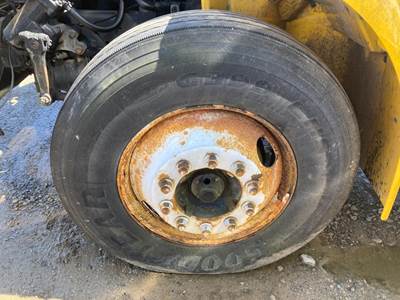 Meritor MFS-8 Front Axle Assembly for a International 4300