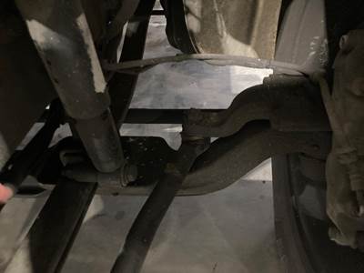 Meritor MFS-8 Front Axle Assembly for a Freightliner M2 106