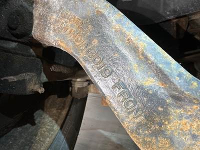 Meritor MFS-8 Front Axle Assembly for a GMC C6500