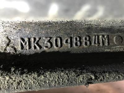 Mitsubishi F200T Front Axle Assembly for a Mitsubishi Fe