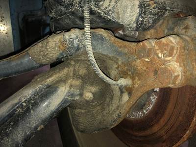 Spicer D-1251IL Front Axle Assembly for a Kenworth T680