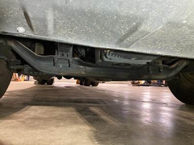 Spicer D-1321IL Front Axle Assembly for a Peterbilt 579