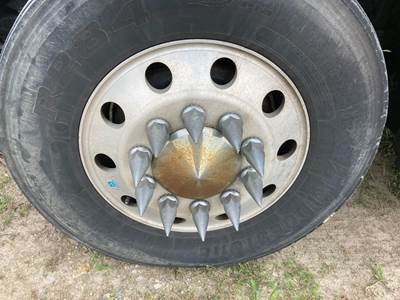 Spicer D-1461W Front Axle Assembly for a Peterbilt 579