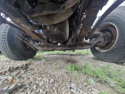 Spicer D-2200F Front Axle Assembly for a Kenworth T800