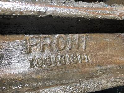 Spicer I-100 Front Axle Assembly for a International 4900