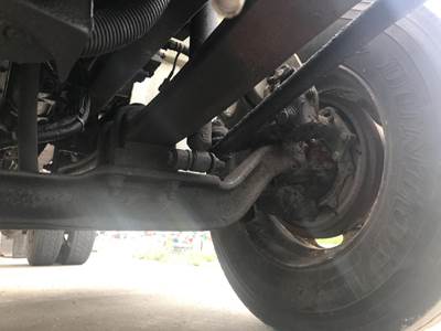 Spicer I-100 Front Axle Assembly for a International 4400