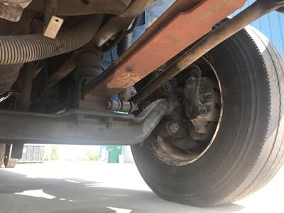 Spicer I-100 Front Axle Assembly for a International 4300