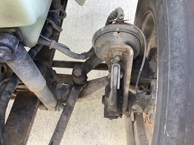 Spicer I-100 Front Axle Assembly for a International Durastar (4300)