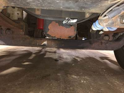 Spicer I-100SG Front Axle Assembly for a International Durastar (4400)