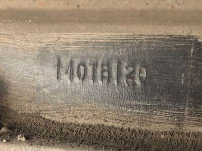 Spicer I-120 Front Axle Assembly for a International 4400