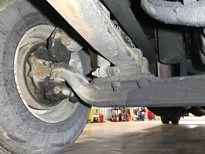 Spicer I-120 Front Axle Assembly for a International 4300
