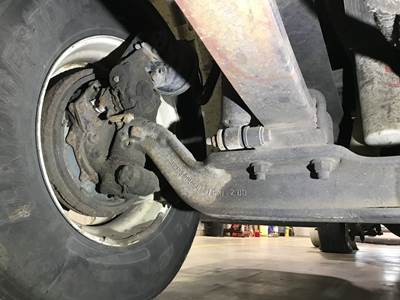 Spicer I-120 Front Axle Assembly for a International 4400