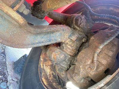 Spicer I-120 Front Axle Assembly for a International 4300