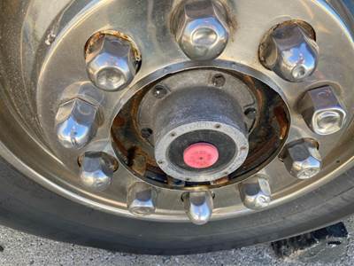 Spicer I-120 Front Axle Assembly for a International 4900