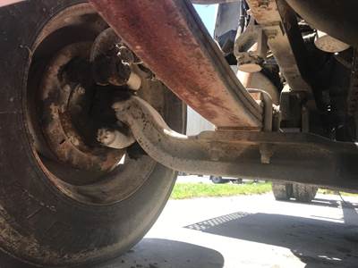 Spicer I-120 Front Axle Assembly for a International 9300