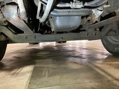 Spicer I-120 Front Axle Assembly for a International 9400